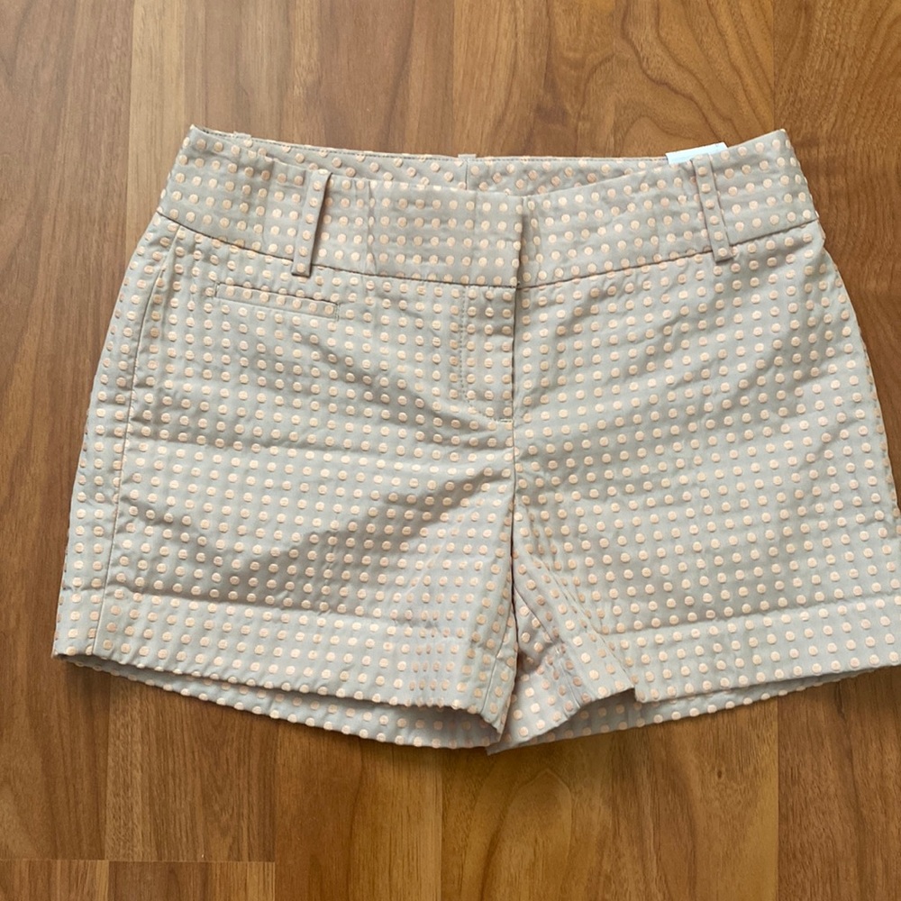 LOFT Dot Pattern 4 Inch Inseam Shorts - Picture 2 of 9